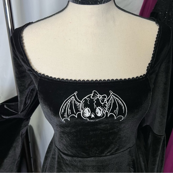 Dolls Kill Widow burial Velvet Bat Mini Dress Bell Sleeve Goth Fairy Grunge Y2K - Picture 4 of 12